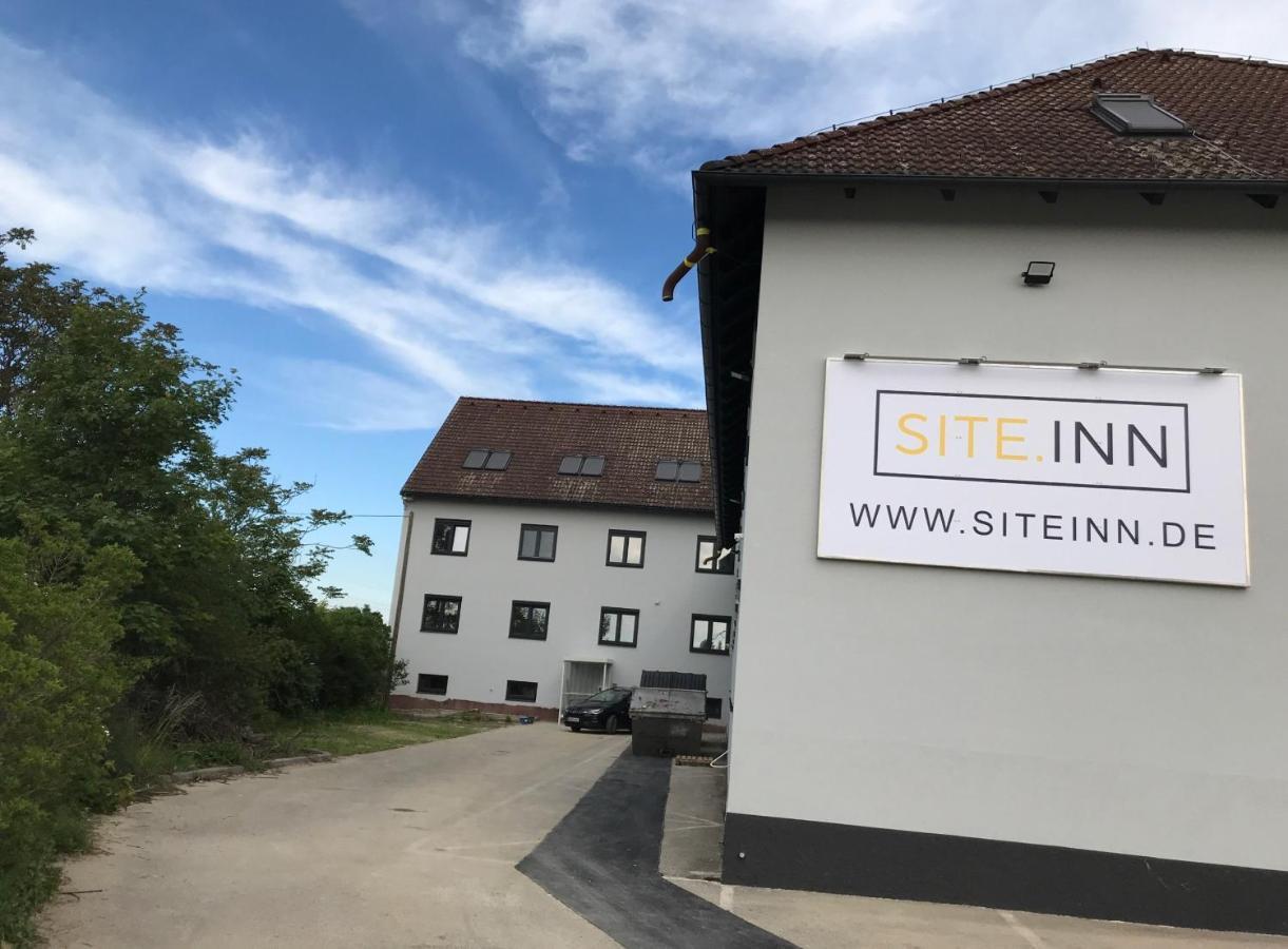 Site.Inn Wien Himberg Exterior photo